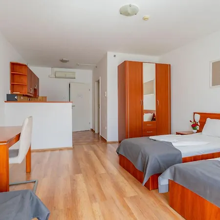 Triple M 3* Budapest