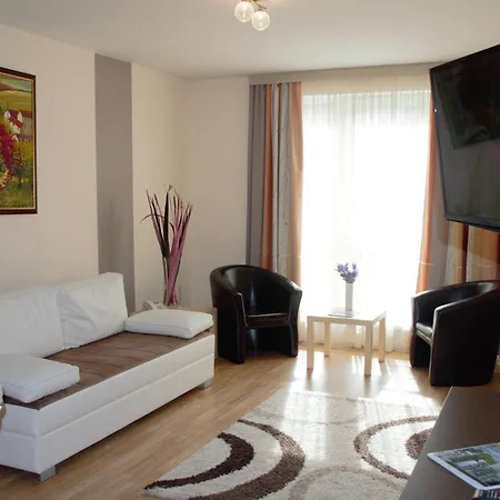 Hotel Triple M Budapest