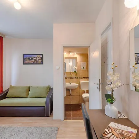 Triple M Hotel Budapešť