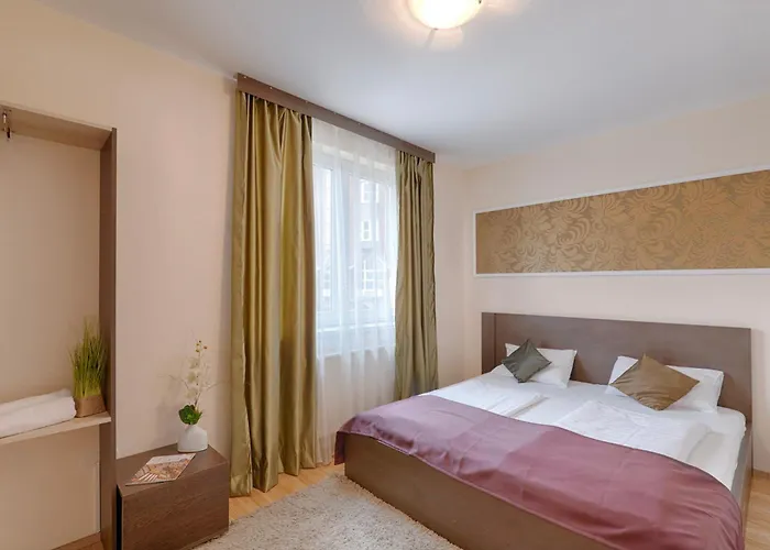 Hotel Triple M