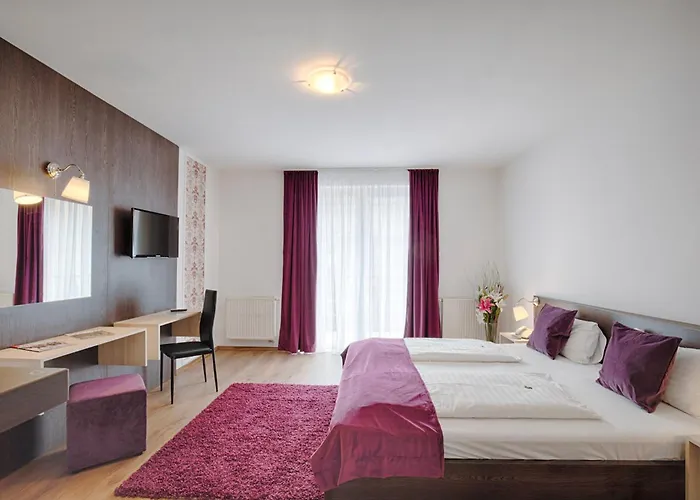 Hotel Triple M