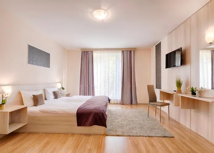 Triple M Hotel