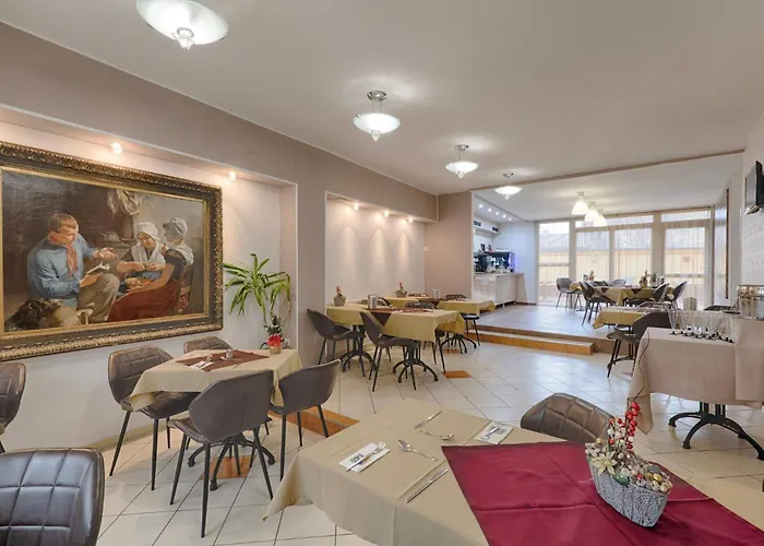 Hotel Triple M