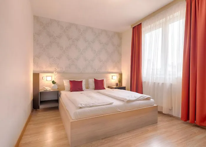 Triple M Hotel 3*