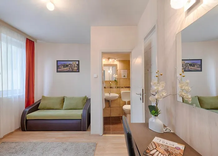 Triple M Hotel Budapest