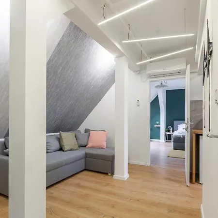 Отель Triple M Будапешт