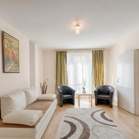 Triple M Будапешт