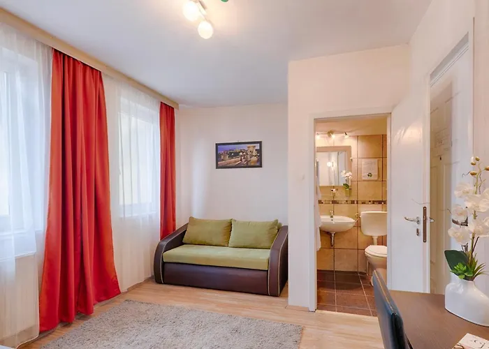 Hotel Triple M Budapest